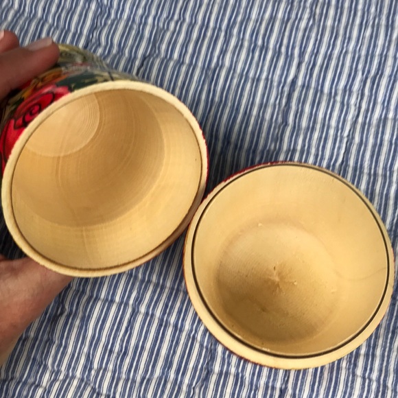 Vintage Russian Nesting Dolls 7 Piece Traditional - Picture 8 of 9